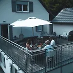 Freistehendes Mit Kamin, Sauna, Atemberaubenden Blick Ins Tal, Mehrere Terrassen, 1500qm Grundstueck 1,6m Hoch Eingezaeunt Gerabronn