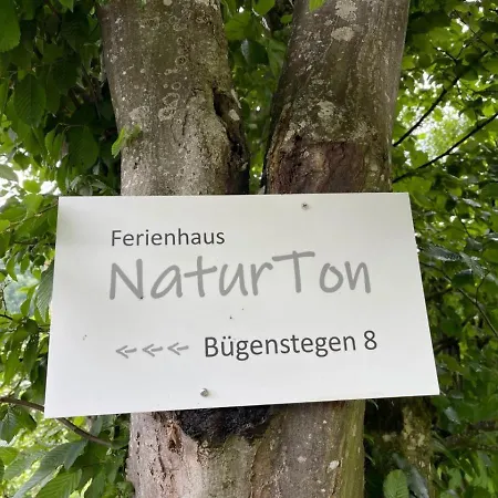 Feriehus Freistehendes Mit Kamin, Sauna, Atemberaubenden Blick Ins Tal, Mehrere Terrassen, 1500qm Grundstueck 1,6m Hoch Eingezaeunt