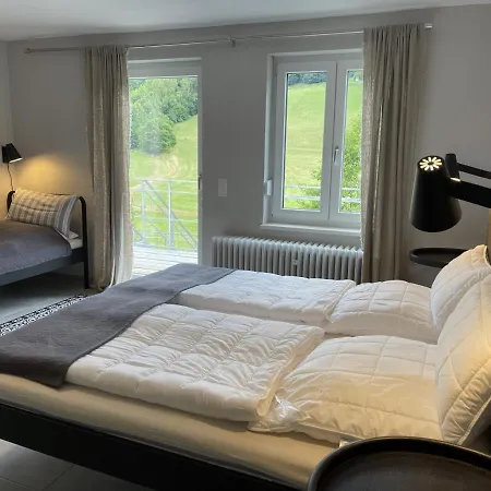 Holiday home Bergblick Lodge: Mit Sauna Und Panoramaterrassen Gerabronn